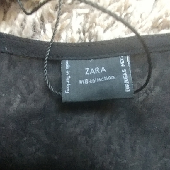 ZARA W/B Collection Top - Picture 2 of 5
